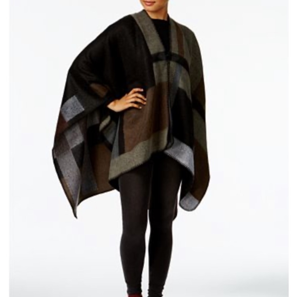 🎉HP🎉 OSFM Steve Madden Wool Cape